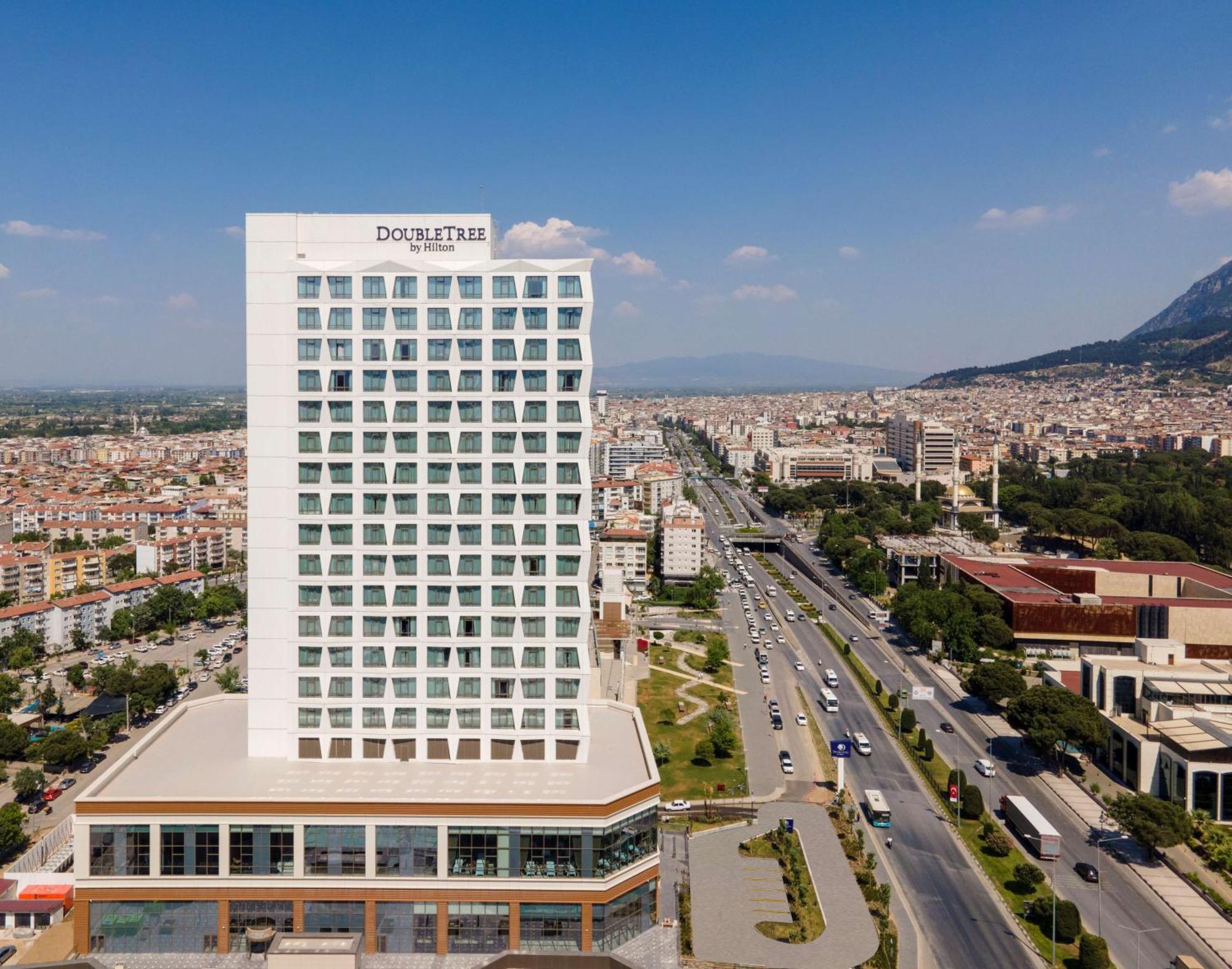 Doubletree By Hilton Manisa Hotel Exterior foto